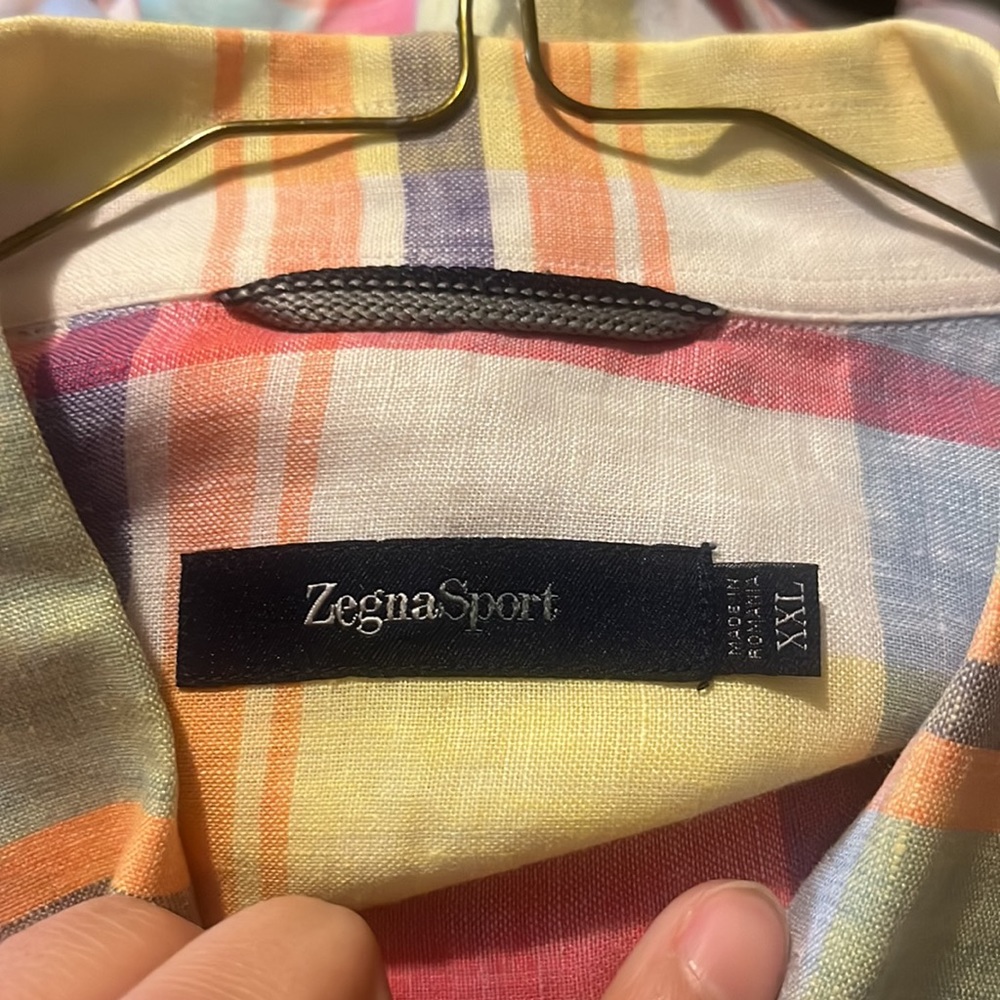 ZengaSport || XXL long sleeve button down - Picture 2 of 2